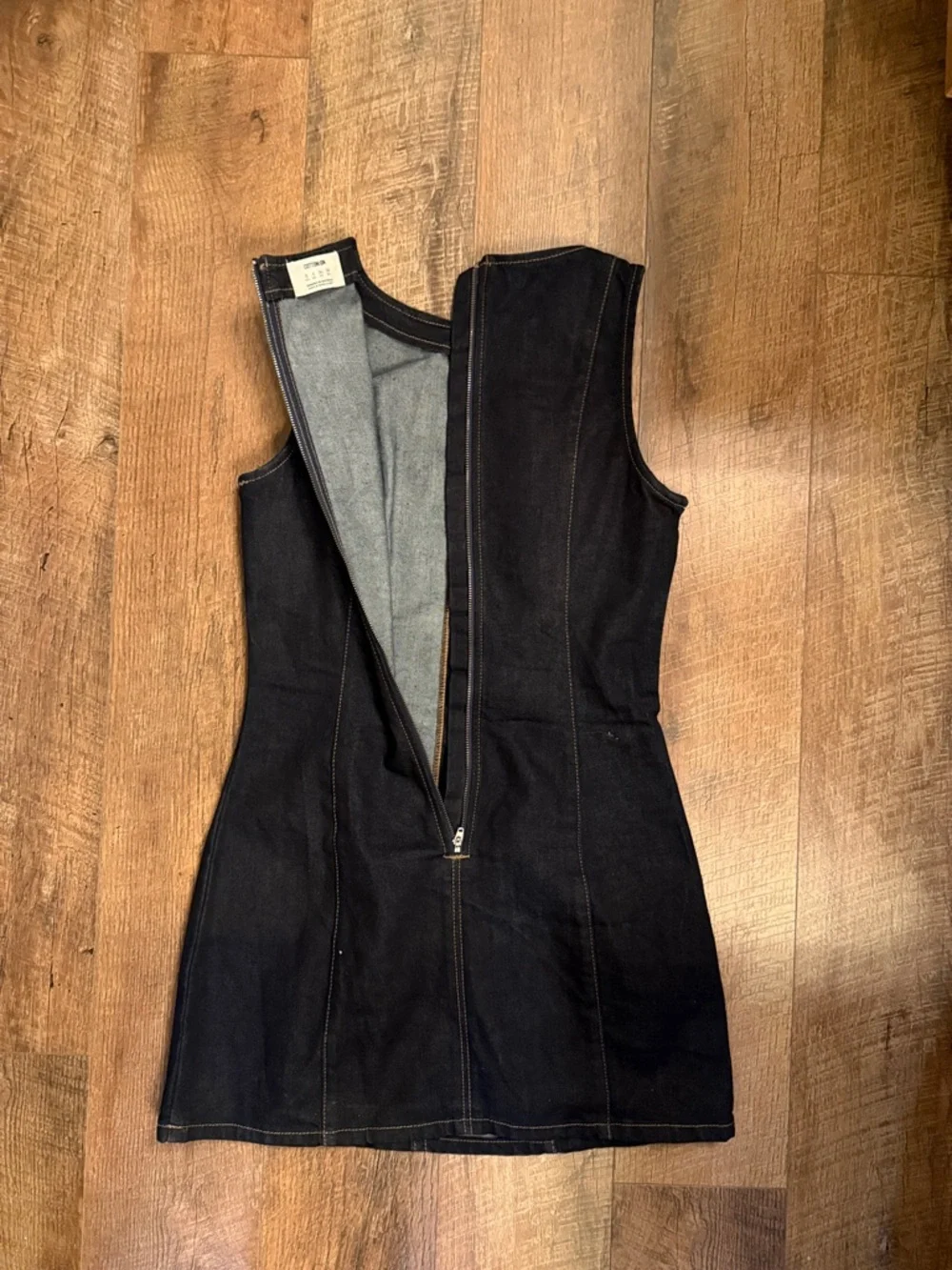 Sleeveless Dark Denim Dress - Picture 4 of 6